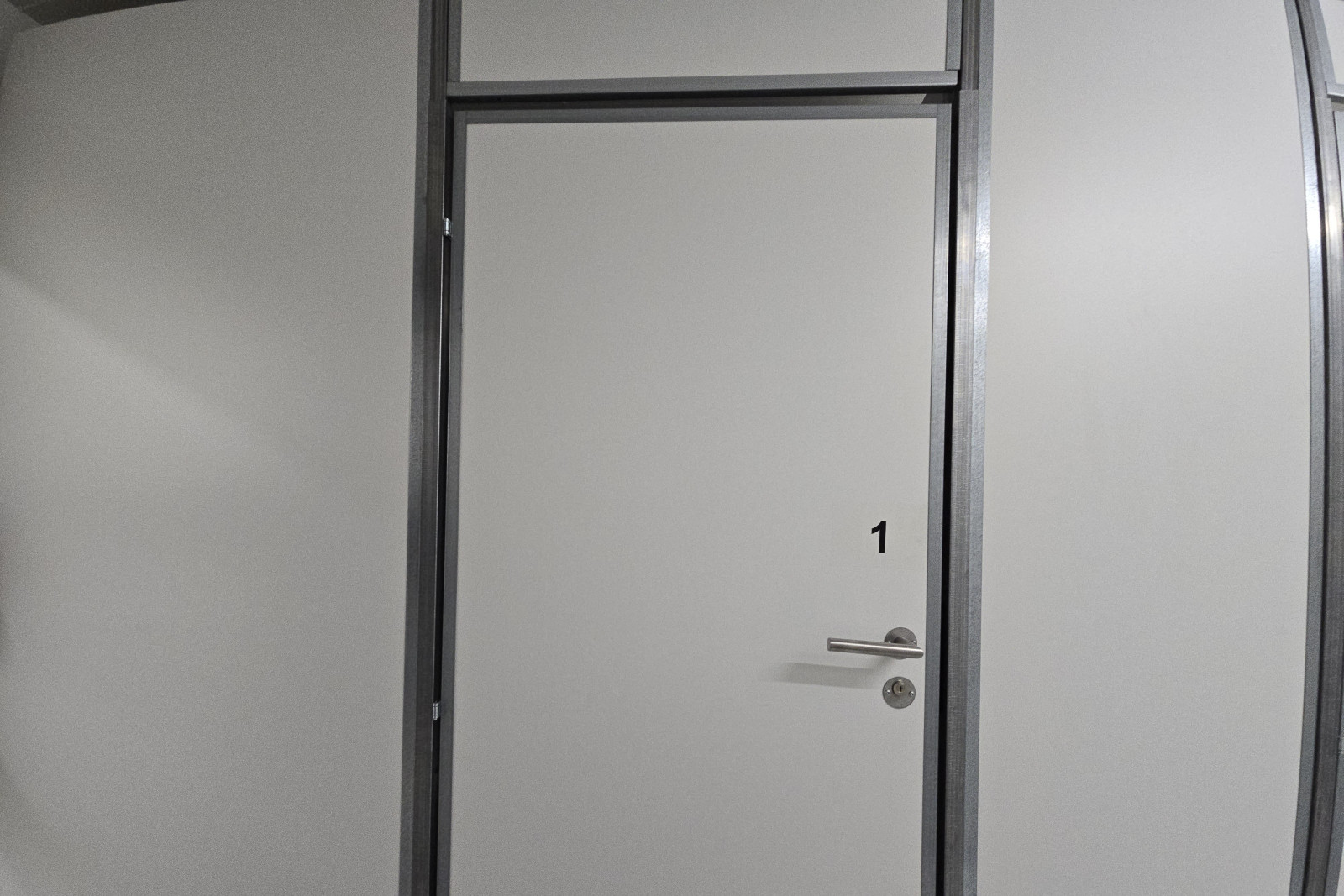 Türe Raum lang Alemannengasse 57
