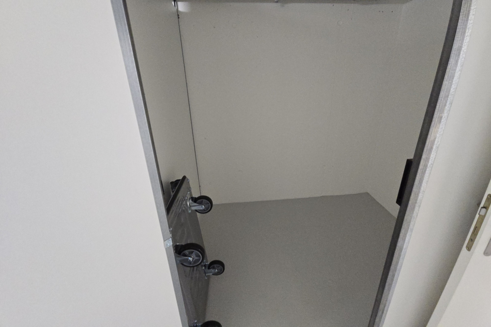 Raum kurz innen Alemannengasse 57